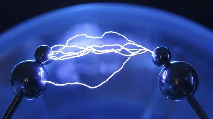 Российская компания представила миру сразу 2 инновационных источника питания