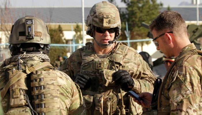 В армии США нехватка кадров, начали призывать даже психов