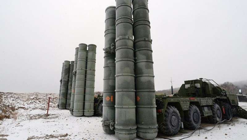 Крым: второй дивизион ЗРК С-400 встал на защиту границ