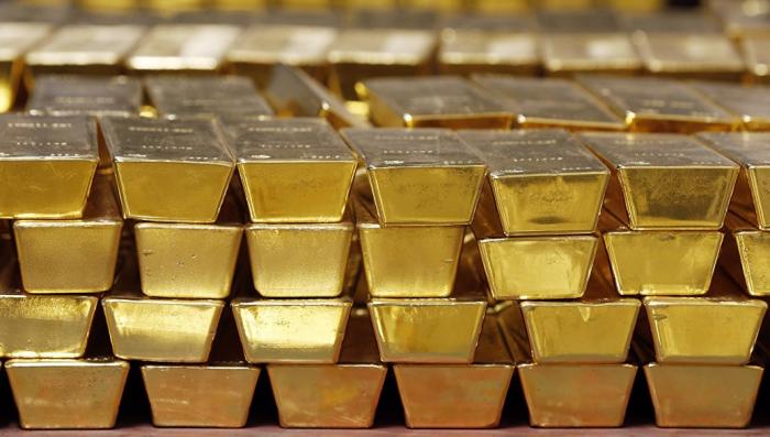 Мировой финансовый кризис: зачем Россия скупает рекордные объёмы золота?