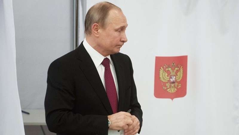 Путин проголосовал на выборах президента