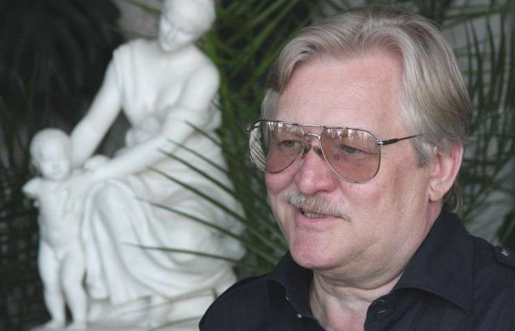 Кинорежиссер Юрий Кара высказал мнение, что американские фильмы вообще надо полностью запретить