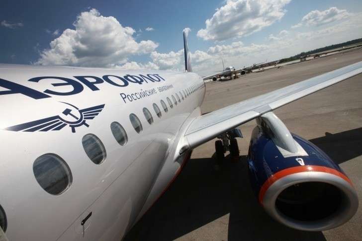      Sukhoi Superjet 100