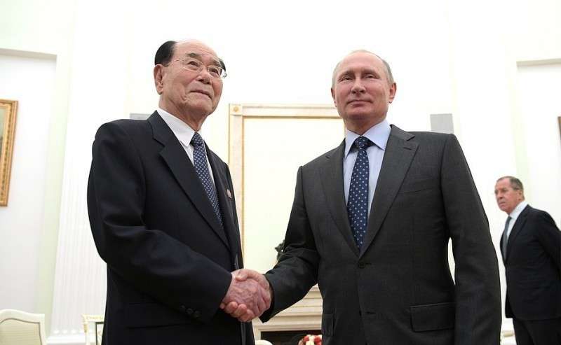 С Председателем Президиума Верховного народного собрания Корейской Народно-Демократической Республики Ким Ён Намом.