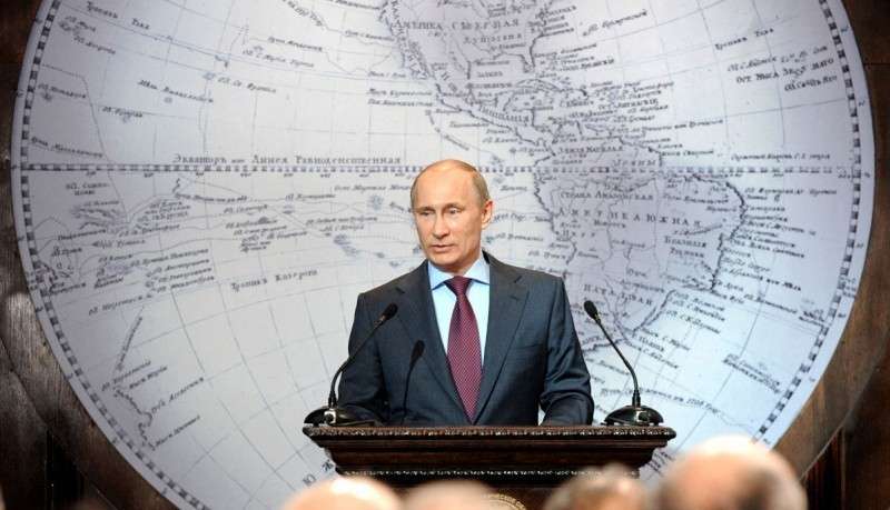 Владимир Путин предложил РГО проложить туристические пути по Сибири