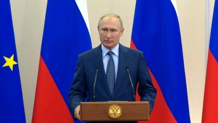 Владимир Путин сменил руководителей в трех регионах России