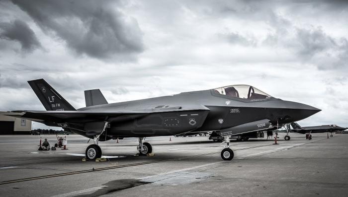 F-35   .    ̣ -