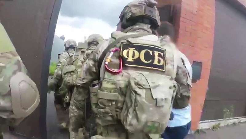 Татарстан: ФСБ опубликовала видео задержания сторонников ИГИЛ