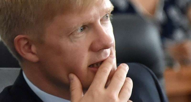 Почему глава Севастополя Дмитрий Овсянников прячется за своего зама – Илью Пономарева