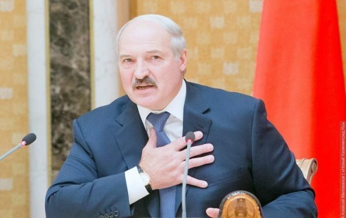 Лукашенко мечтает остаться председателем своего маленького хутора