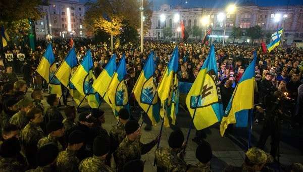 Меркель поддерживает украинских нацистов