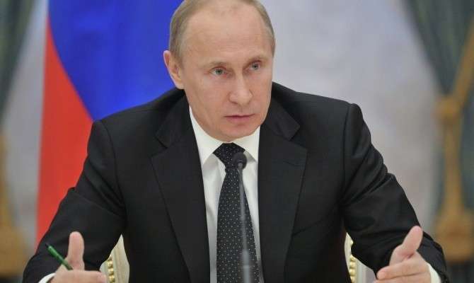 Путин заявил о нарушении перемирия на Украине обеими сторонами Путин заявил о нарушении перемирия на Украине обеими сторонами