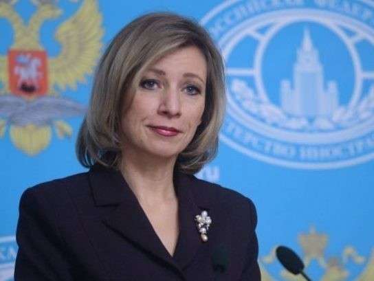 Мария Мария Захарова: создаётся впечатление, что Порошенко молится по утрам Путину