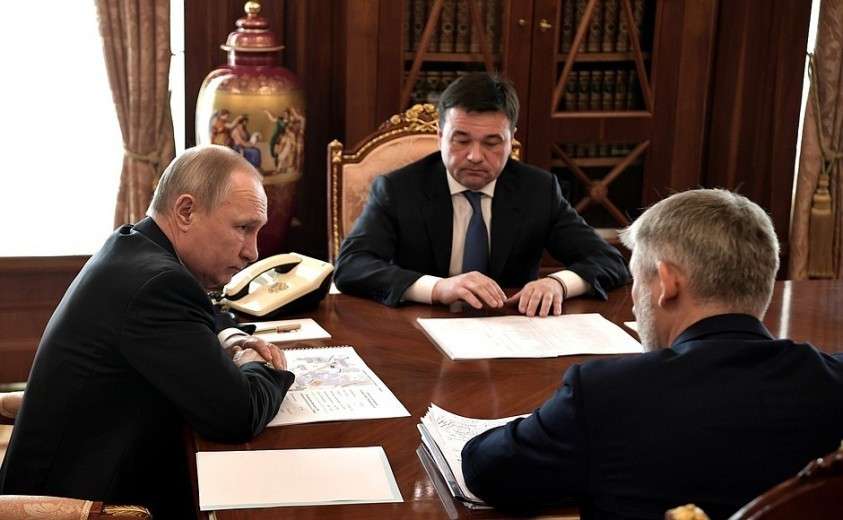 С Министром транспорта Евгением Дитрихом и губернатором Московской области Андреем Воробьёвым.