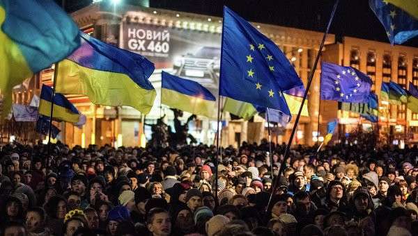 Запад закрывает глаза на украинский фашизм