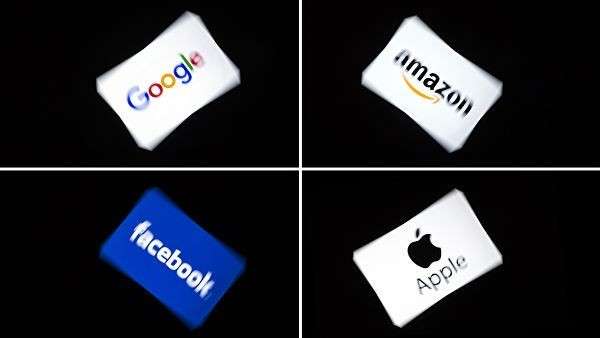 Логотипы компаний Facebook, Apple, Google и Amazon Логотипы компаний Facebook, Apple, Google и Amazon