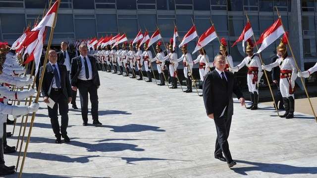 Guardian: Если Россия станет противовесом США, мир ее поддержит