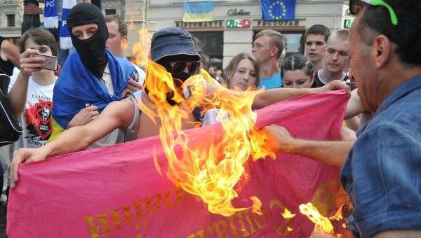 Украинская интеллигенция заболела фашизмом и готова убивать