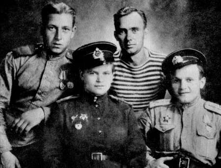 Фрау Черная смерть. Евдокия Завалий – единственная женщина-командир взвода морской пехоты в годы ВОВ