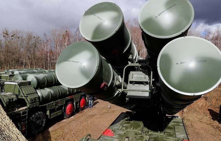 Госдеп: С-400 работает против способности поставлять в страны всего мира