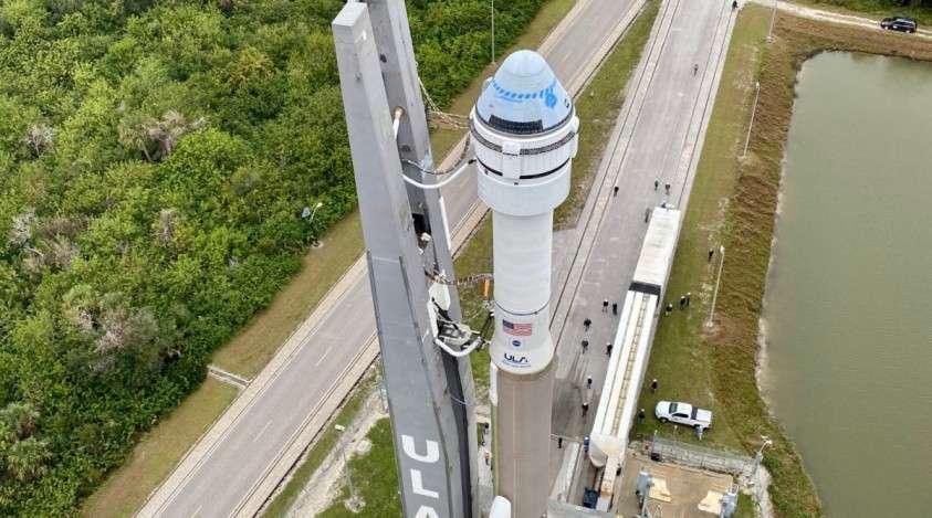 Суперсовременный космический корабль Starliner не долетел до МКС