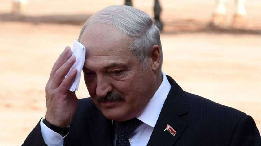 Зачем Лукашенко повышает ставки в борьбе за