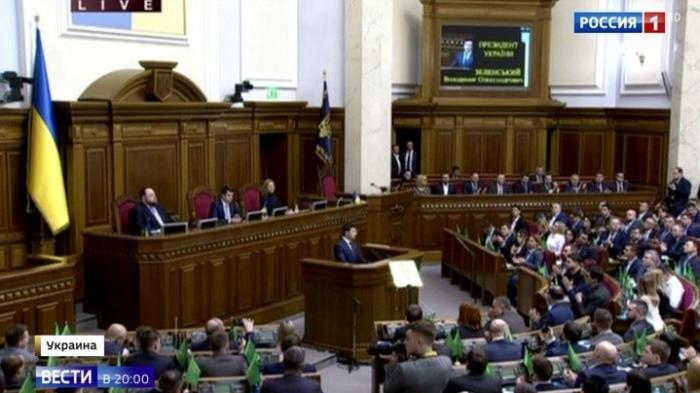 На Украине утверждён новый премьер Денис Шмыгаль вместо Алексея Гончарука