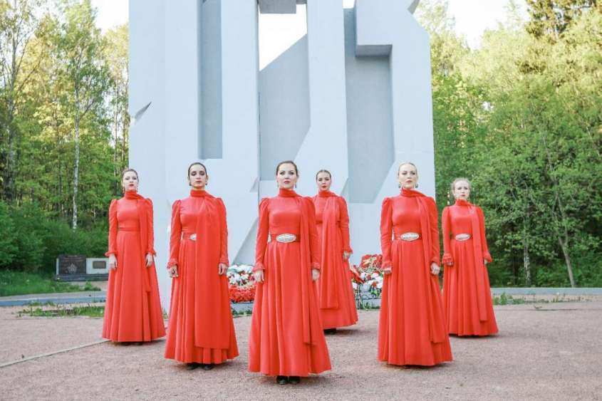 150 казачек против 8 тысяч диких горцев и турок: чем закончился штурм станицы Наурской