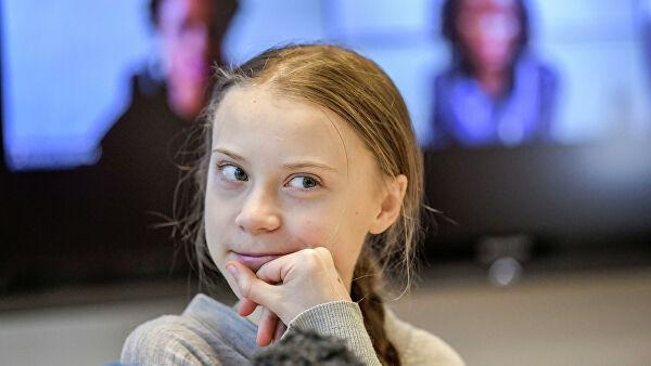 Шведская экоактивистка Грета Тунберг в Стокгольме, Швеция Шведская экоактивистка Грета Тунберг в Стокгольме, Швеция