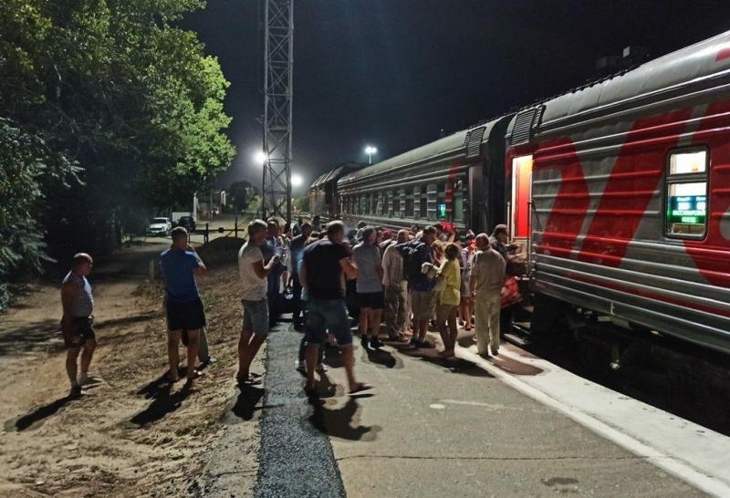 Из Волгодонска в Москву и Санкт-Петербург пошёл первый за 23 года пассажирский поезд