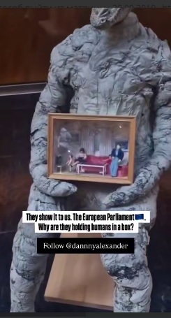 Что делают рептилоиды в Европарламенте?
