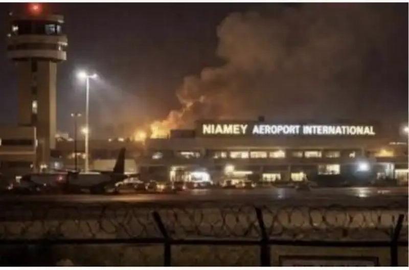 Франция перешла к прямой поддержке терроризма в Африке