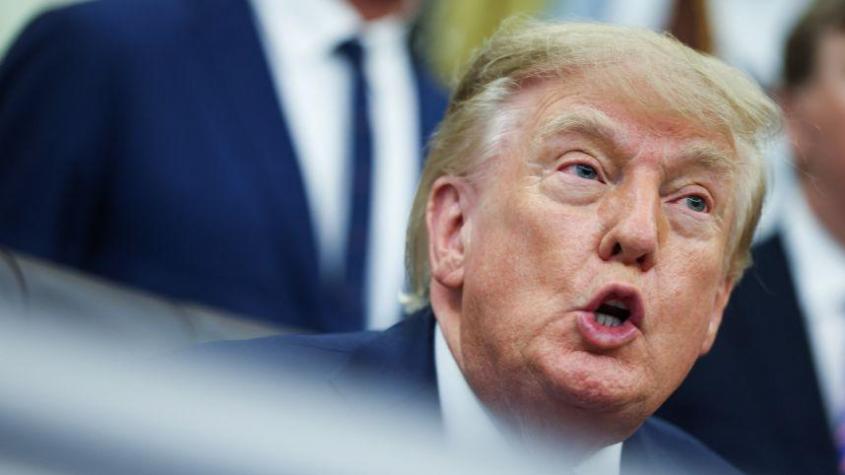 Новый фронт: война Трампа со СМИ набирает обороты
